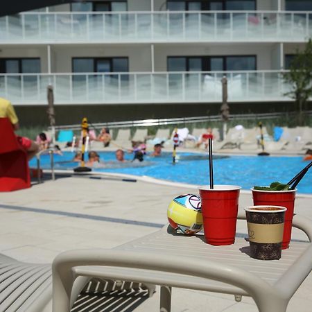 Apartament Lux Tukan B004, Polanki Aqua - Holiday City Kołobrzeg Esterno foto