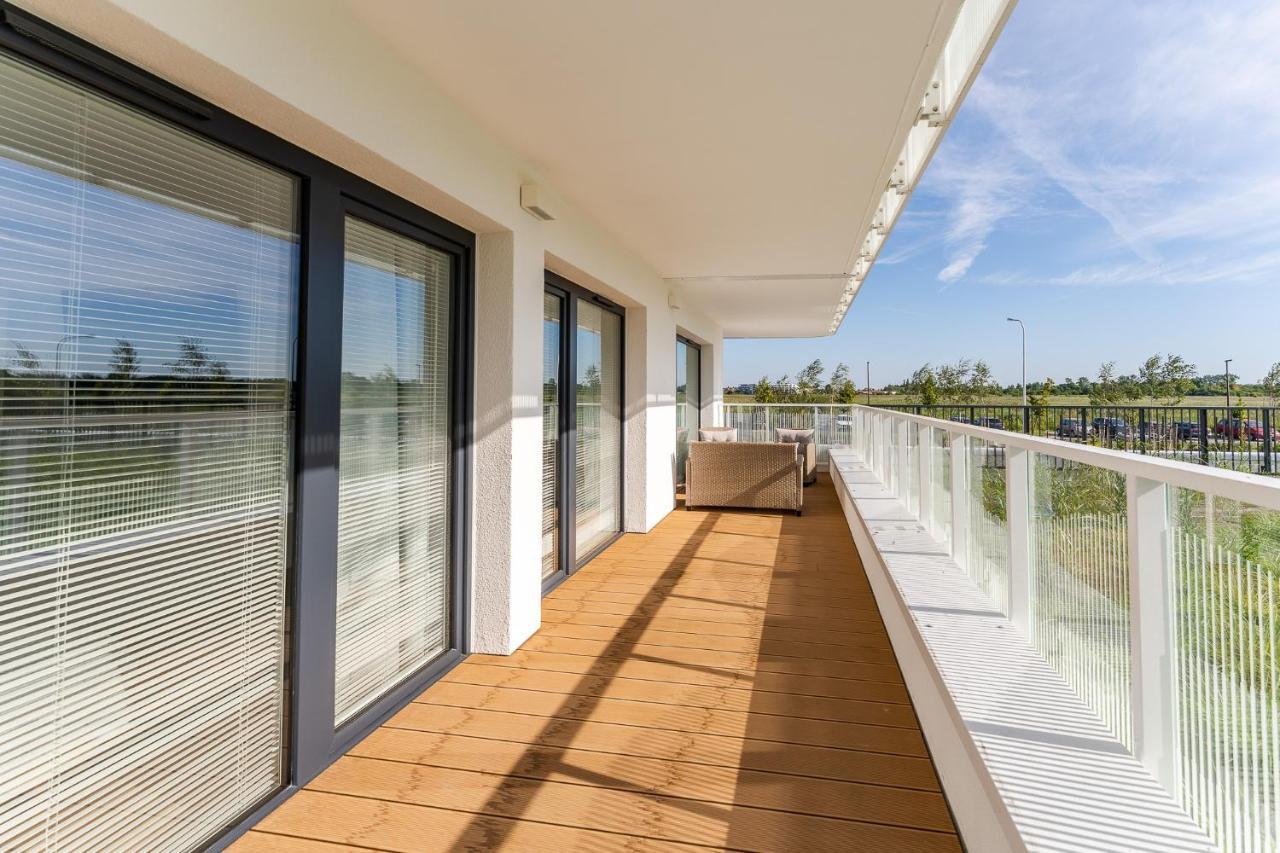 Apartament Lux Tukan B004, Polanki Aqua - Holiday City Kołobrzeg Esterno foto