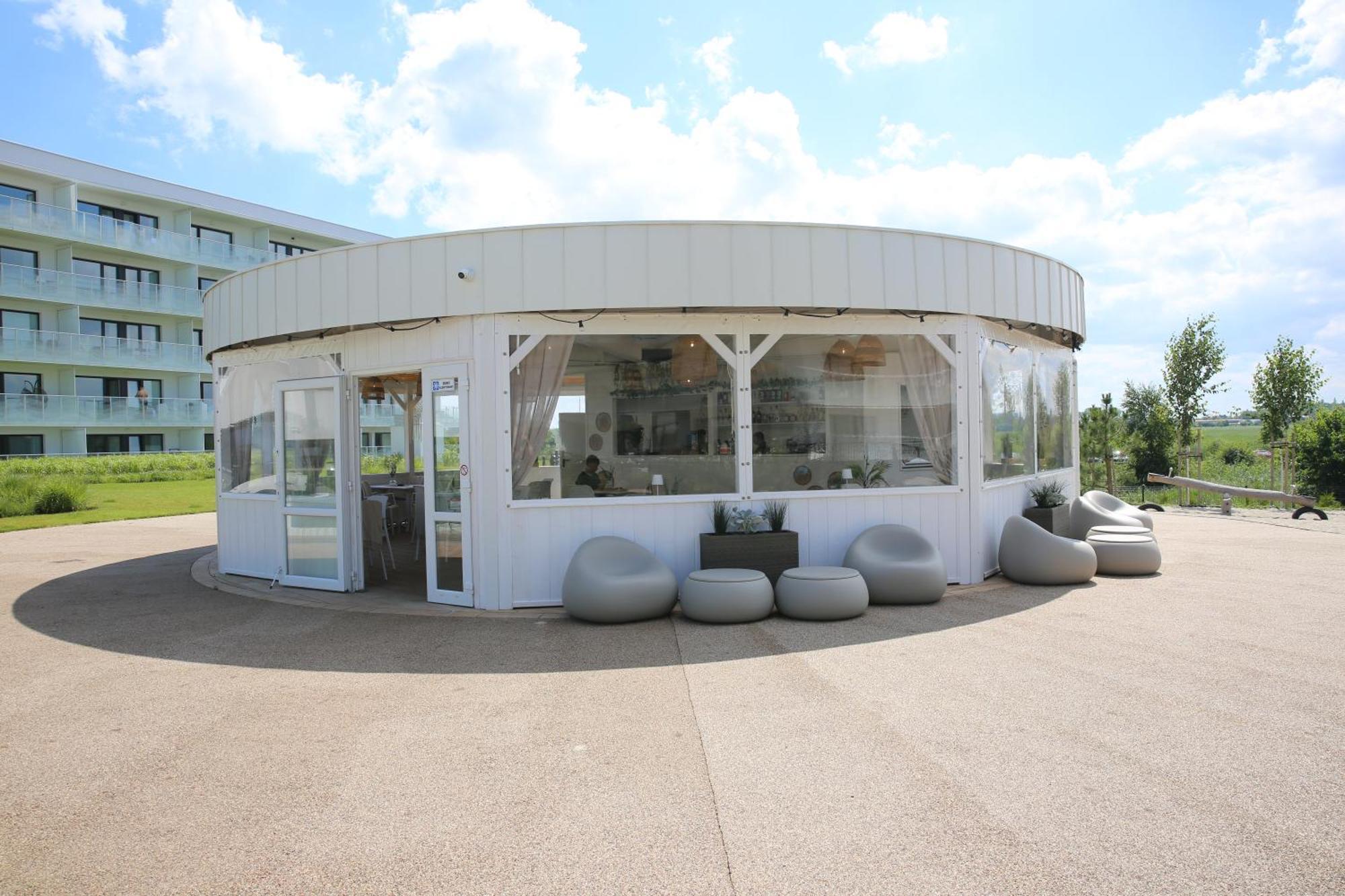 Apartament Lux Tukan B004, Polanki Aqua - Holiday City Kołobrzeg Esterno foto